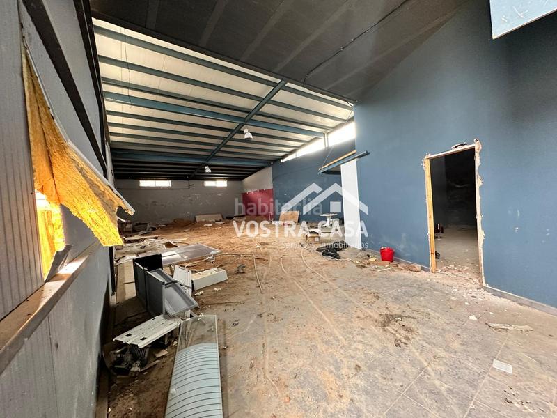 Foto 1bf5263a-7062-465a-8aff-394c53c1df92. Nau industrial a setenta y uno a Requena