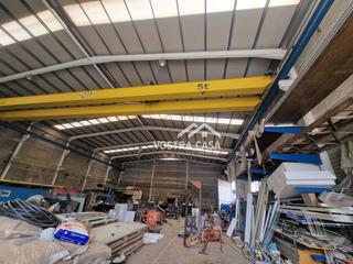Industrial building in Moscatel, 2