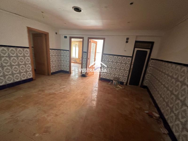 Foto 17bfceb5-6d65-4814-9831-d22435be6ffb. Piso en rambla en Montroy