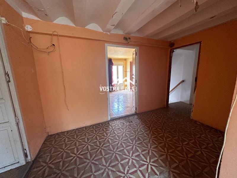 Foto 3a162523-69dd-400e-9cc4-7074d4b25dc3. Piso en rambla en Montroy