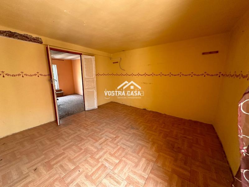 Foto eeec521e-5880-43bb-83d7-435bf6e3eda2. Piso en rambla en Montroy