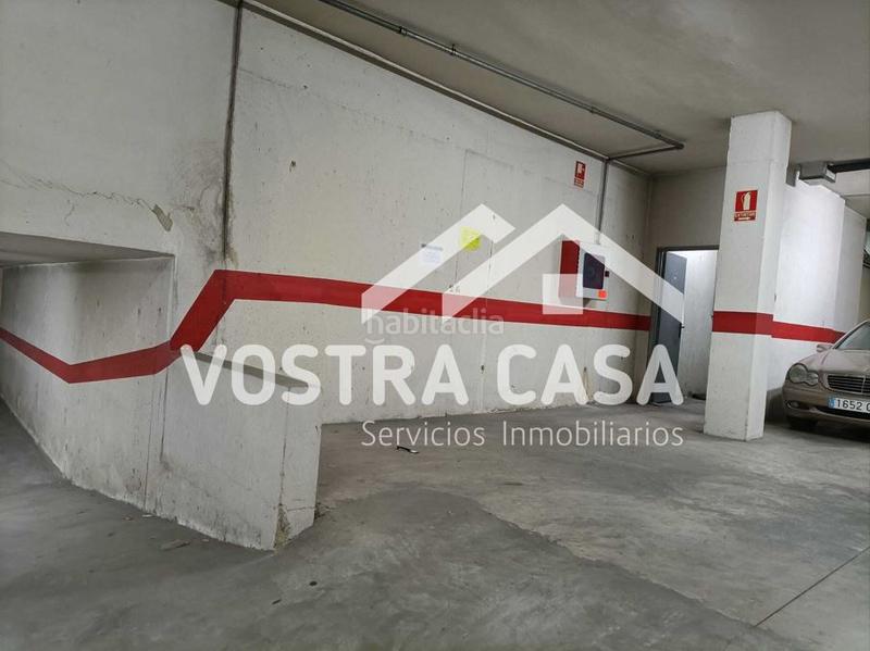 Foto 16b95692-0c8e-4522-91b3-d208b4cb6809. Aparcament cotxe a rivera a Cheste