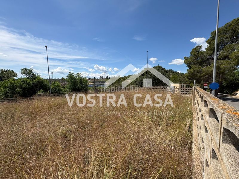 Foto b3ba324c-a76c-4136-a9d4-379ced5740da. Finca rústica a recreo a Godelleta