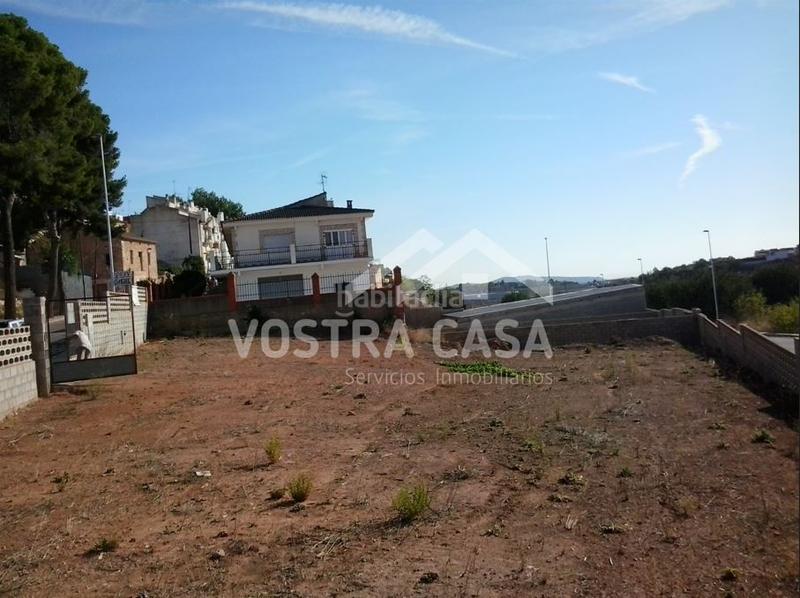 Foto 6de0f411-cba4-4882-8277-eec3360d8bcf. Finca rústica en recreo en Godelleta