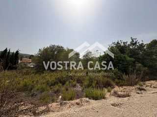Rural plot in Veintisiete