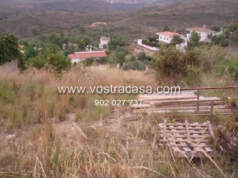 Foto b1fd3a7d-8e64-418a-bfaa-c3a43a0e7097. Propriété dans uno dans Turís