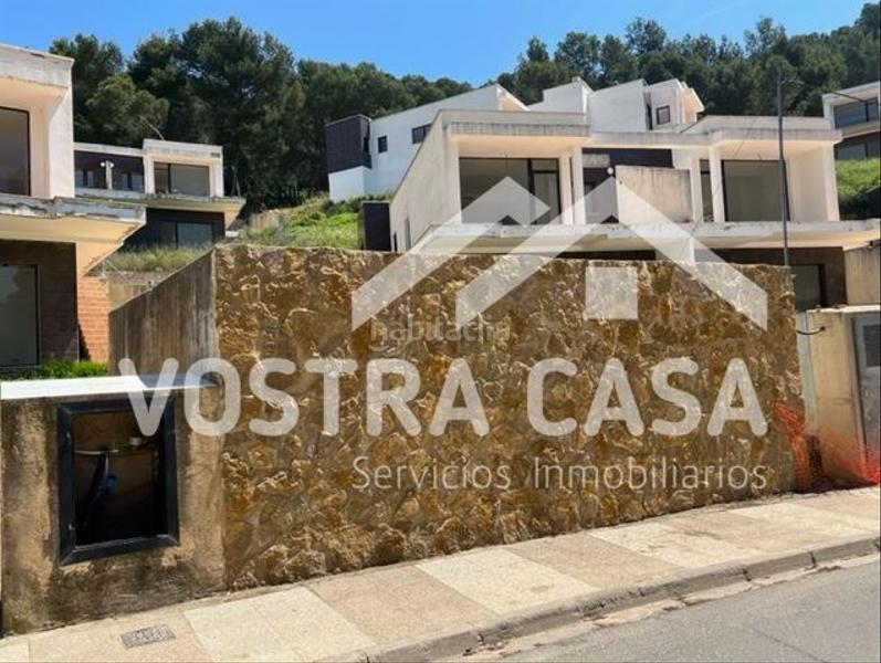 Foto 3c690401-1dd5-49e1-9784-70340a6f94ca. Chalet in calle 16 in El Bosque Chiva