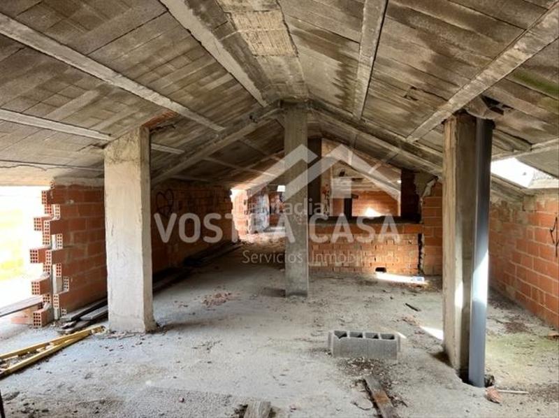 Foto 09b3d8ab-2f83-4d58-8d4d-b13b62cd2d8f. Edificio en cl. verdu diana en Requena