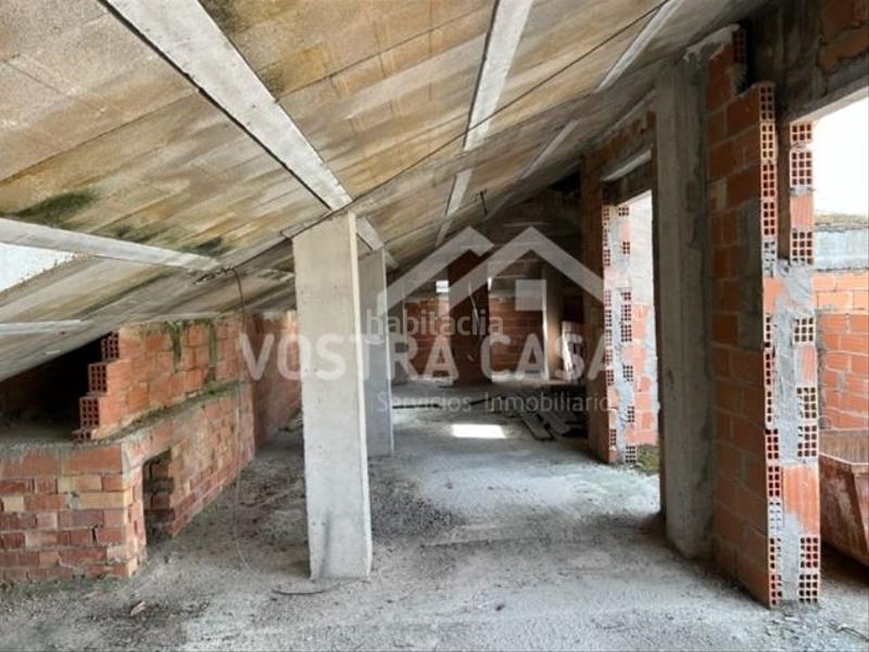 Foto 574d9fd9-a0d6-4e71-9928-7c591fa7bdb2. Edificio en cl. verdu diana en Requena