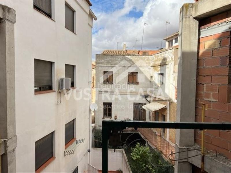 Foto e450dde5-8898-4bfa-b879-97810ba05022. Edificio en cl. verdu diana en Requena