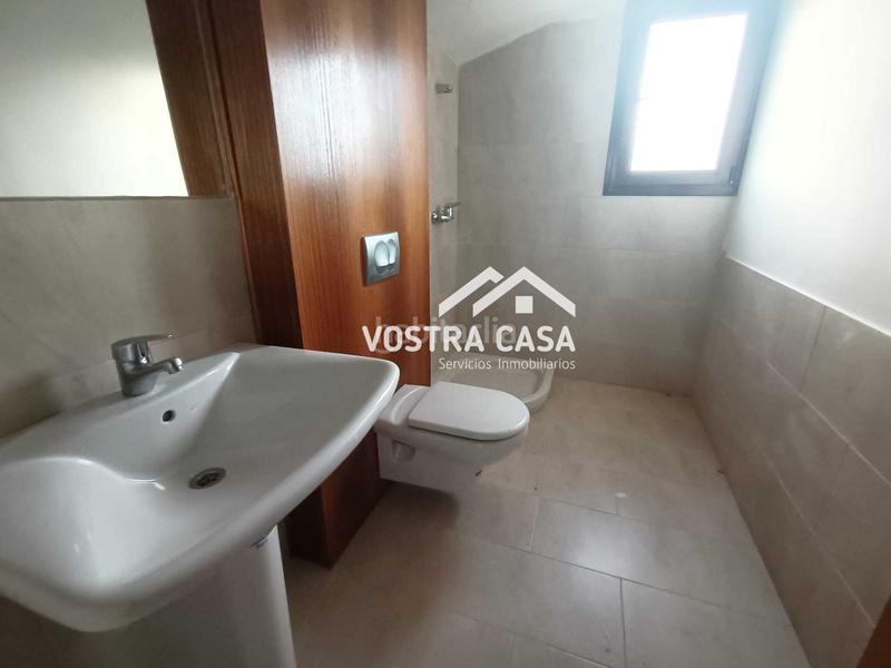 Foto 8a6fb1e7-40c5-464f-b98f-b0b5c6d398f1. Chalet en 21 en El Bosque Chiva