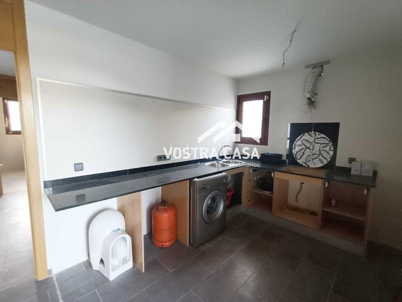 Foto 714f36a3-0b30-4603-9205-4f8b82e59985. Chalet in 21 in El Bosque Chiva