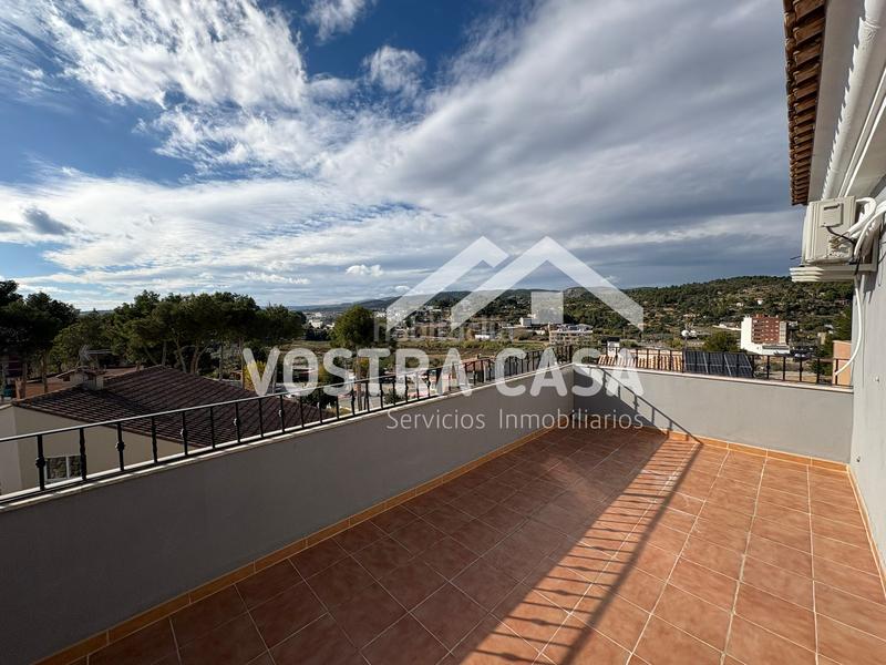 Foto 50d8f897-015d-4f84-8aa8-97734b67b94b. Xalet a girasoles a Godelleta