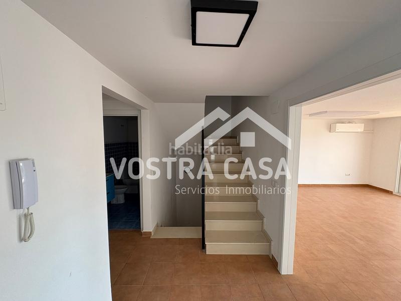 Foto b36d09f2-4fd0-45d1-936a-22a7917035ca. Xalet a girasoles a Godelleta