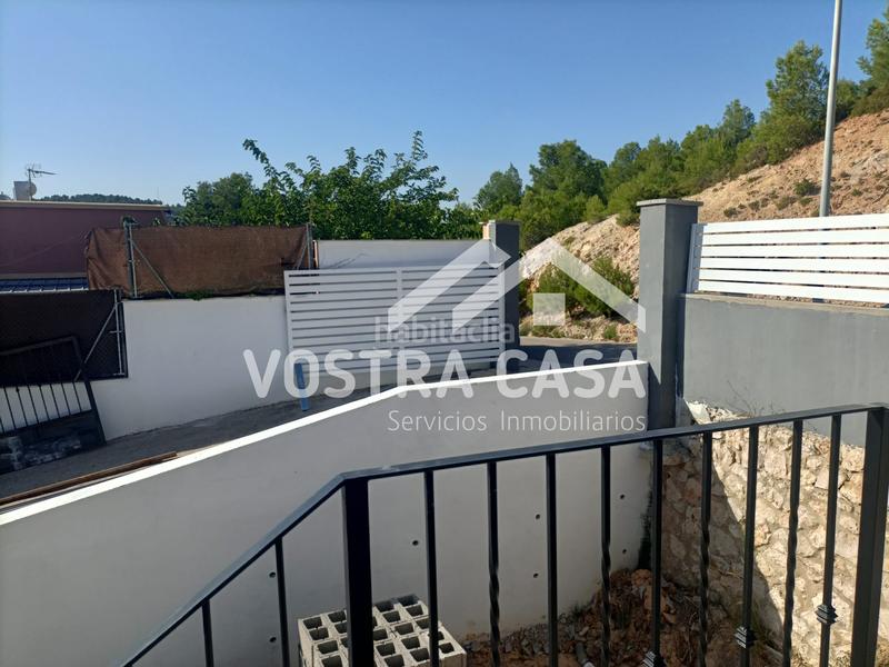 Foto d781de6c-f5f6-4f43-b8c0-2ad694687e3f. Xalet a girasoles a Godelleta