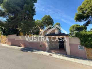 Chalet in Vicente roda