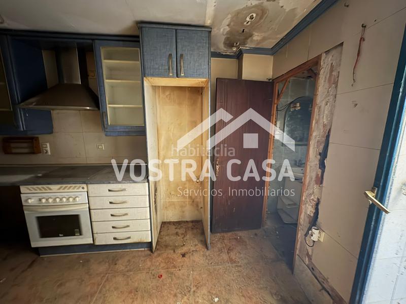 Foto d77d7a1f-dd76-4d25-b759-6b0443eaa82a. Casa aparellada a san antonio a Centro Chiva