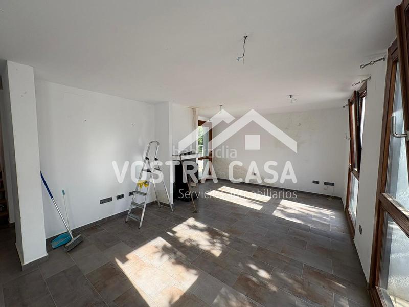 Foto 9205a73c-da1f-4704-a0a5-5d961286fe8a. Xalet a veintiuno a El Bosque Chiva