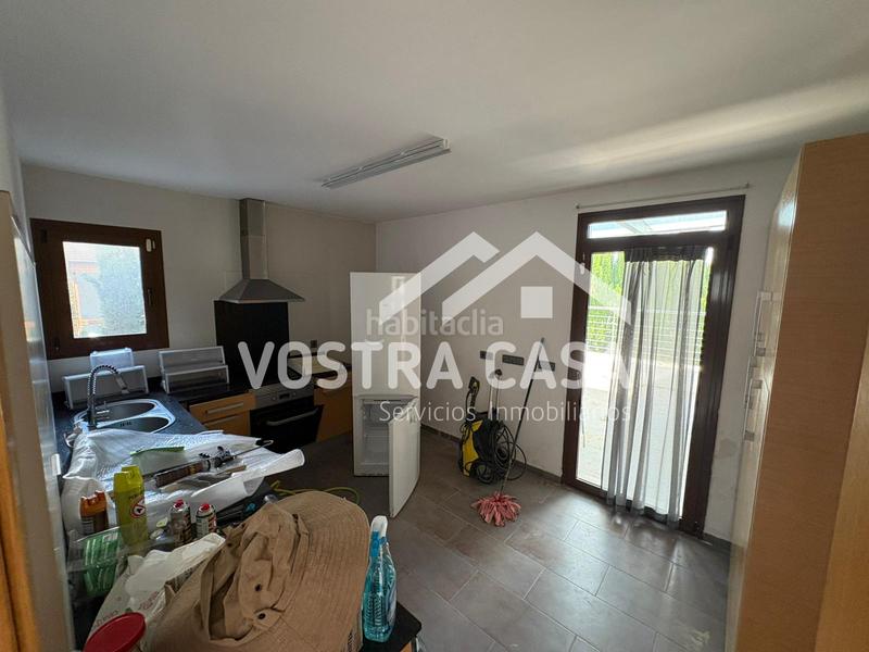 Foto d54fb8bd-d949-4f82-9f54-57491d52d5a6. Xalet a veintiuno a El Bosque Chiva