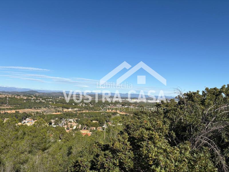 Foto fd1cea2e-094d-480d-beb2-494f853d31df. Propriété dans barcelona dans Sierra Perenchiza-Cumbres de Calicanto-Sto Domingo Chiva