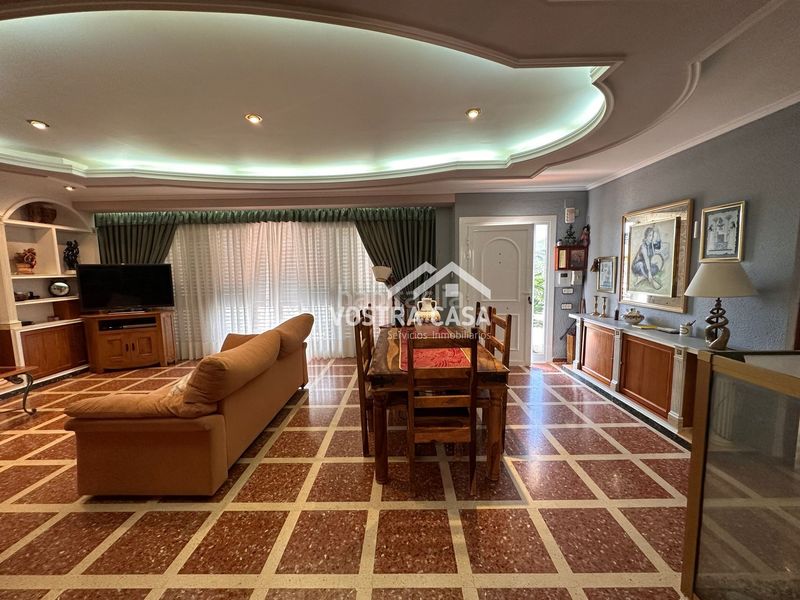 Foto 01d7af2d-dfec-49b2-a163-2bc546fef0a8. Chalet en once en Turís