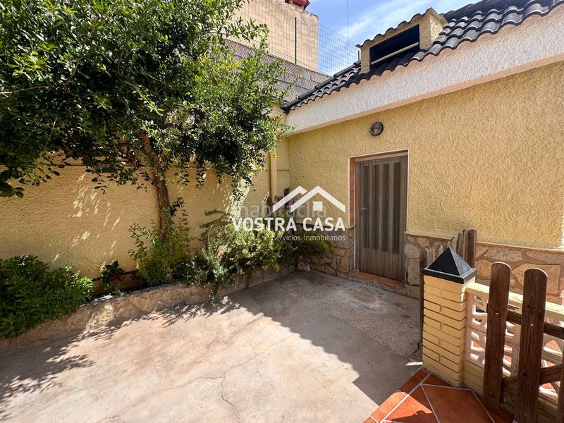 Foto 041b0e65-db6d-42f8-a387-65a5c38ed4ad. Chalet en once en Turís