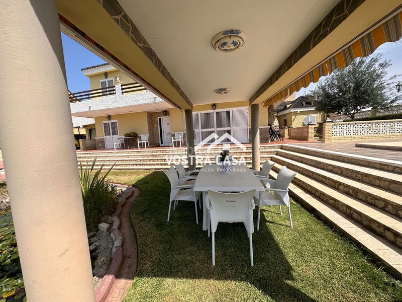 Foto 1ab3b050-c16e-4b48-8893-8869011997d4. Chalet en once en Turís