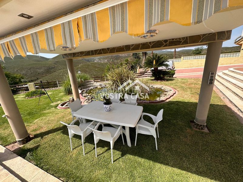 Foto 5f7cae13-5a59-4f14-83c9-051535cd5bf8. Chalet en once en Turís