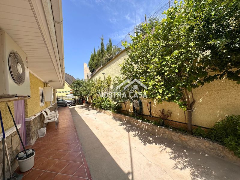 Foto 97d81b1e-660e-4a47-af38-802ee21cd59d. Chalet en once en Turís