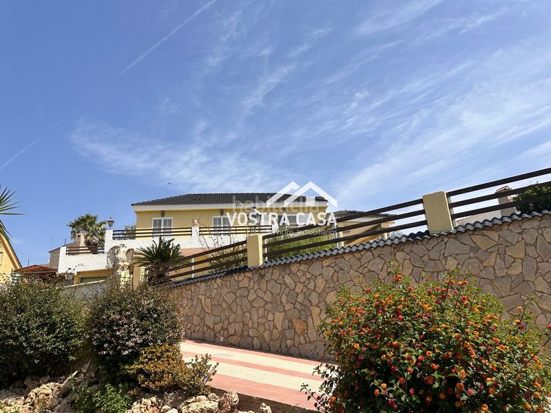 Foto 99d20cb9-58ce-45be-8a0f-75a29f7f20c5. Chalet en once en Turís