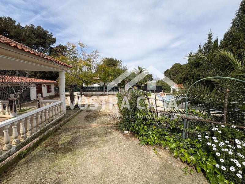 Foto c8a26a6f-eca2-4d4e-9070-e869997b8376. Xalet a sierra bernia a El Bosque Chiva