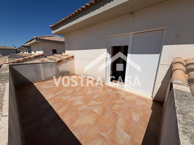 Foto 20c608a8-a248-40a9-a3b5-4e1e587aa775. Chalet en str. motor del vicari en Monserrat