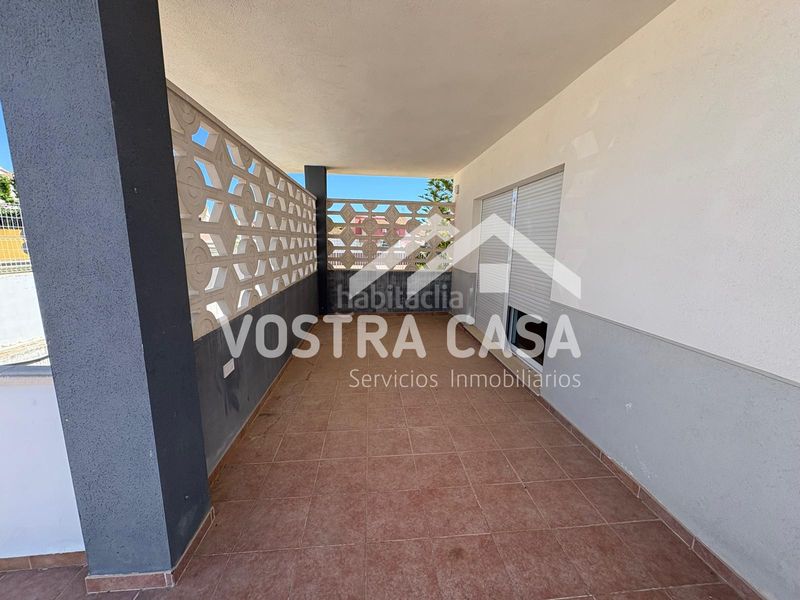 Foto 59342e6c-a0f2-416a-b473-fad134554272. Chalet en str. motor del vicari en Monserrat