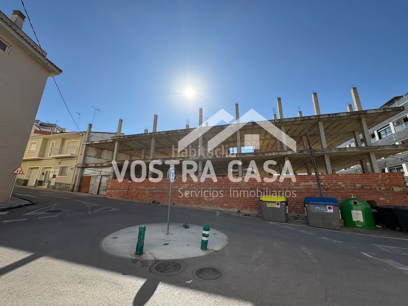 Foto c76f87bb-591d-41a8-99b0-99bfacce1e2a. Edifici a la losa a Centro Chiva