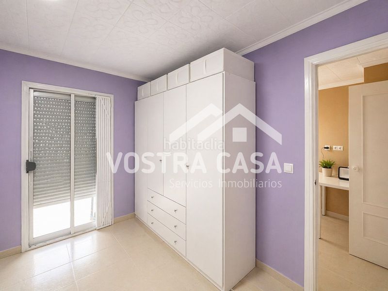 Foto c1bc4d8c-09de-40dd-a2cd-389bb034b89a. Casa bifamiliare in ramon ochando 33 in Venta del Moro