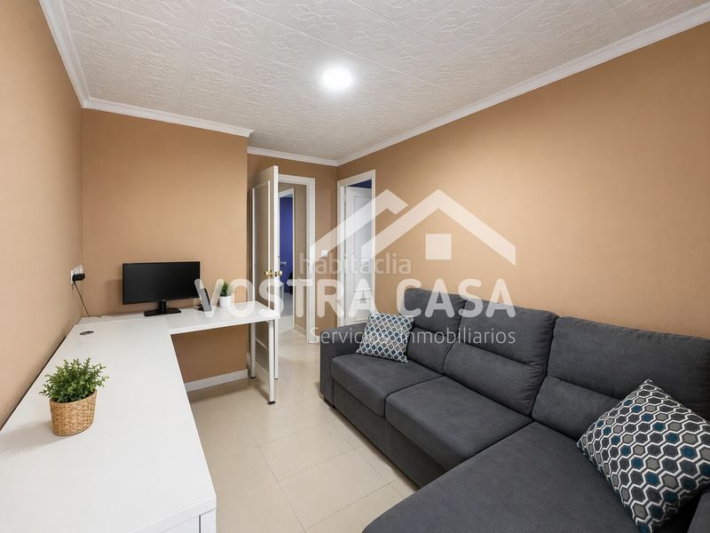 Foto fc9f0c34-24c4-48fe-90d4-cb3a3e491e0b. Casa bifamiliare in ramon ochando 33 in Venta del Moro