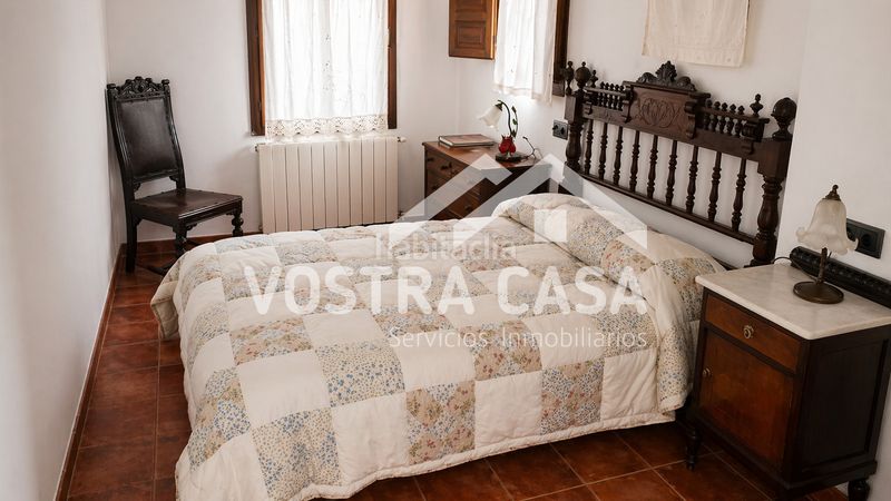 Foto b2f81720-8884-41d4-8314-3c1845a1b2a4. Casa pareada en purisima en Requena
