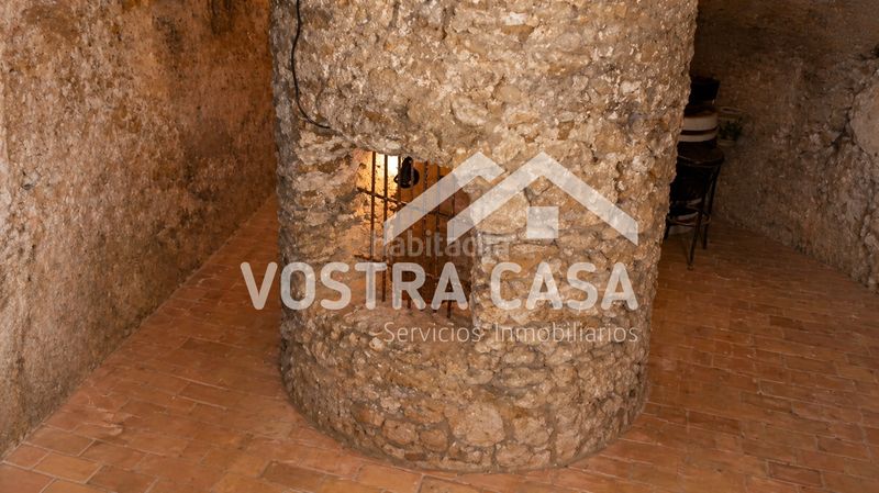 Foto d29fff60-fdf0-4945-a8f7-78e122598d59. Casa pareada en purisima en Requena