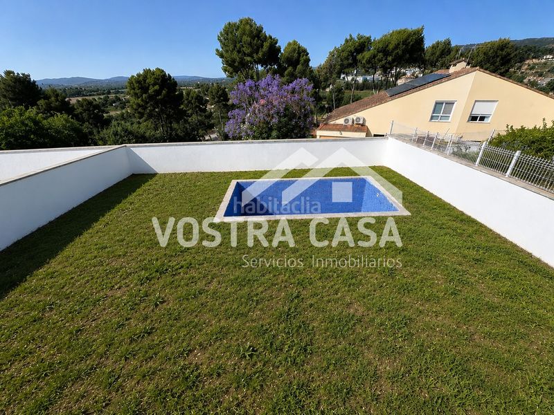 Foto 0db36d88-2782-4329-a00d-45f6c9f7e51e. Chalet en girasoles en Las Pedrizas Chiva