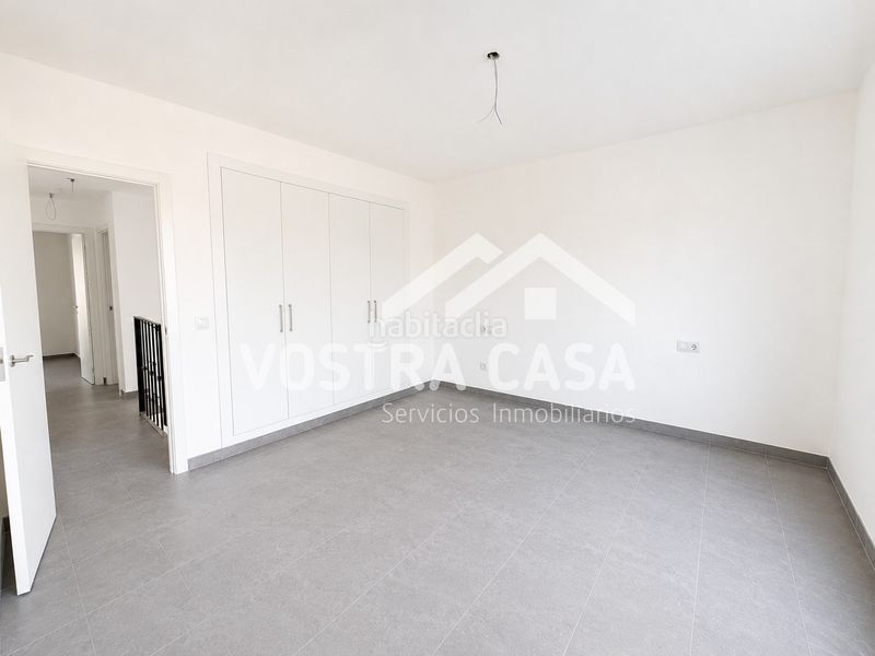 Foto 03dcfcb9-05a6-4eac-9793-d48c3527a81a. Chalet en girasoles en Quart de Poblet