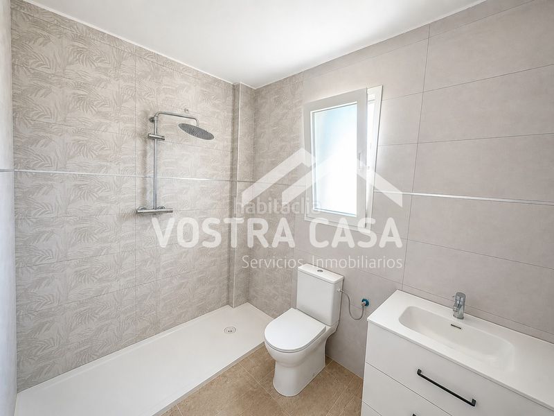 Foto 55d7695c-5ef6-4f15-829d-1685b8a64992. Chalet en girasoles en Quart de Poblet