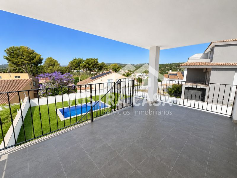 Foto 5a9bfce5-fb91-4b36-a8e9-41a3c4fe5f71. Chalet en girasoles en Quart de Poblet
