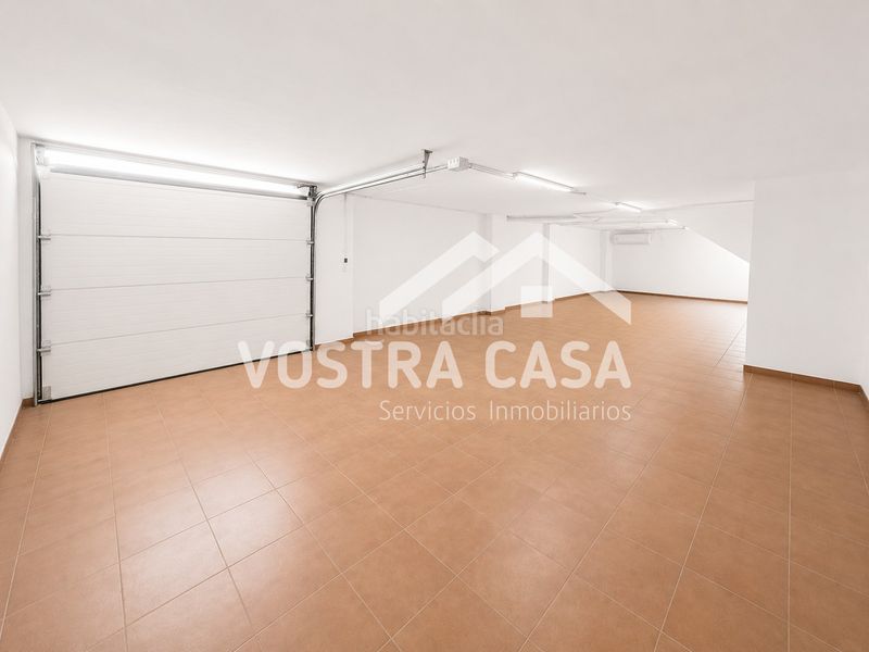 Foto fdfc98d5-bdec-4528-b443-72a683f5c4b4. Chalet en girasoles en Quart de Poblet