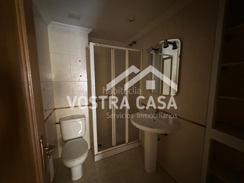 Foto e815a860-998a-411e-bb79-0cdf17643809. Towny house in almazar in Utiel