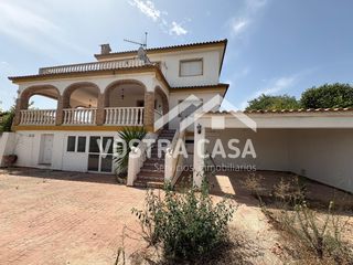 Etagenwohnung  Cerrajeros