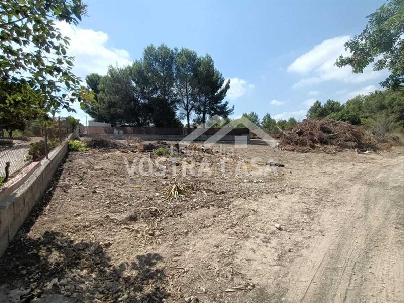 Foto 7263ce7a-9e3b-4605-981e-2b0a60299d45. Finca rústica en guipuzcoa en Godelleta