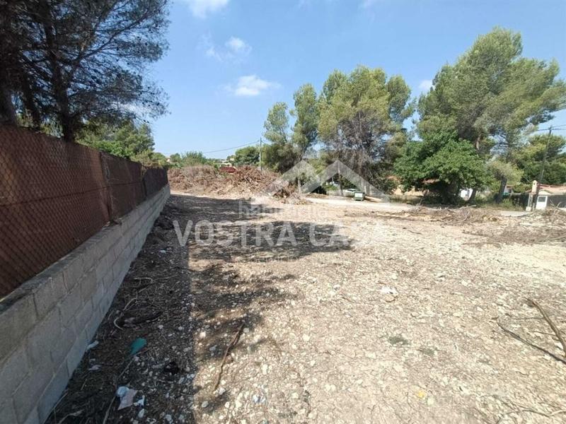 Foto 98d3c210-54cd-4f6f-a983-d987a3809e34. Finca rústica en guipuzcoa en Godelleta