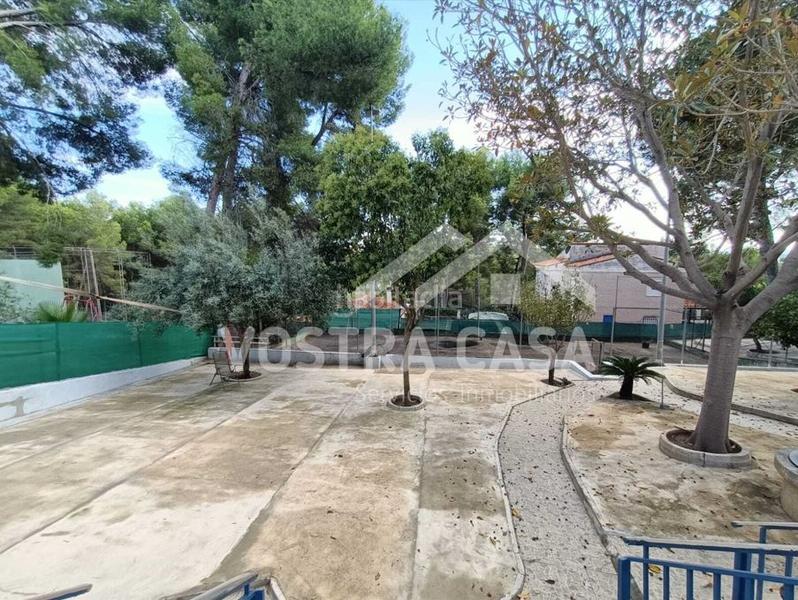 Foto 221afe7f-9e6a-4336-97f9-512a1ef804ae. Xalet a siete a Godelleta