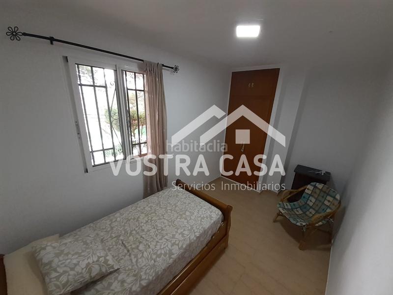 Foto 4bbdcb73-c2d1-4070-acbe-7b1ecd0047c4. Xalet a siete a Godelleta