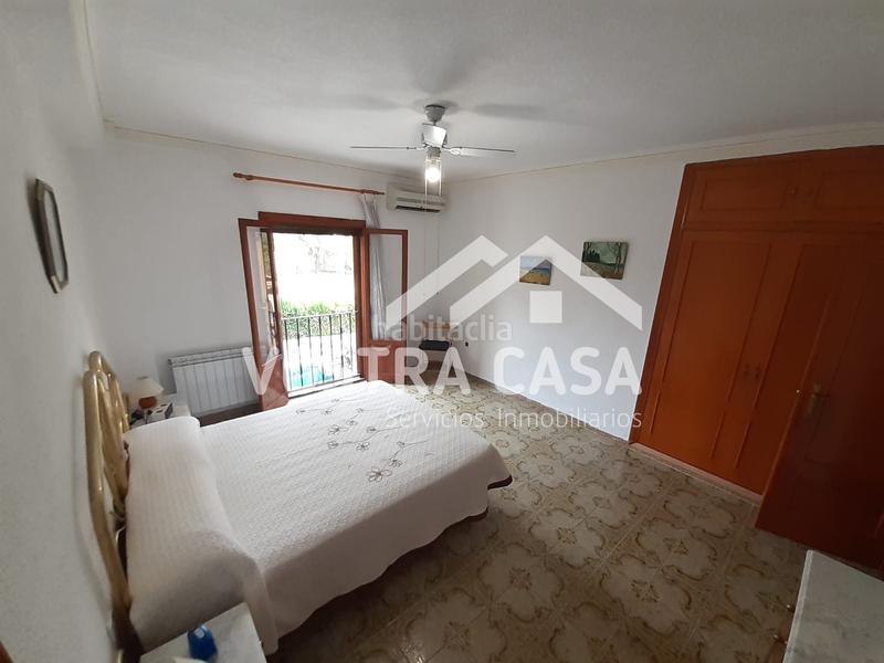 Foto 71491da8-6c3e-48b1-bb40-dc3f26d5a643. Xalet a siete a Godelleta